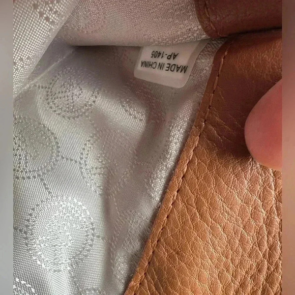 MICHAEL MICHAEL KORS Brown Leather Fulton Flap Continental Wallet - Picture 11 of 12